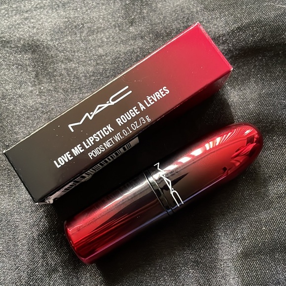 Love me lipstick - nine lives - Picture 3 of 7